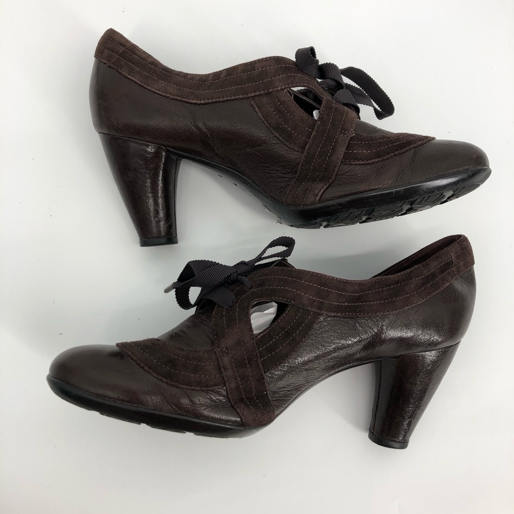Clarks Dark Brown Leather Lace-Up Heels